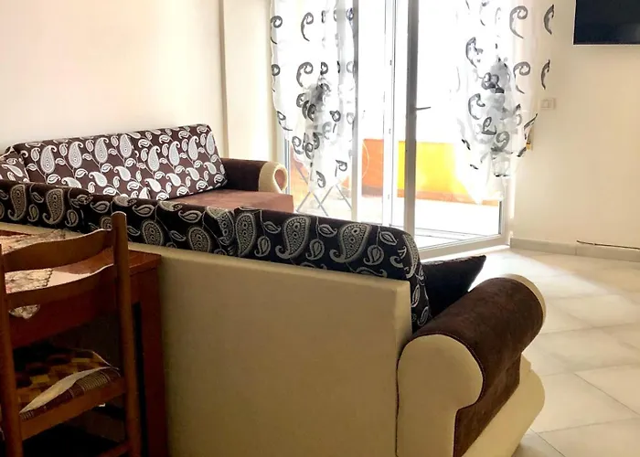 Star House Apartamento Durrës